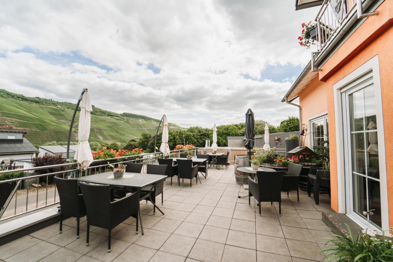Wein- Und Gaestehaus Schwaab&Sohn Erden Esterno foto