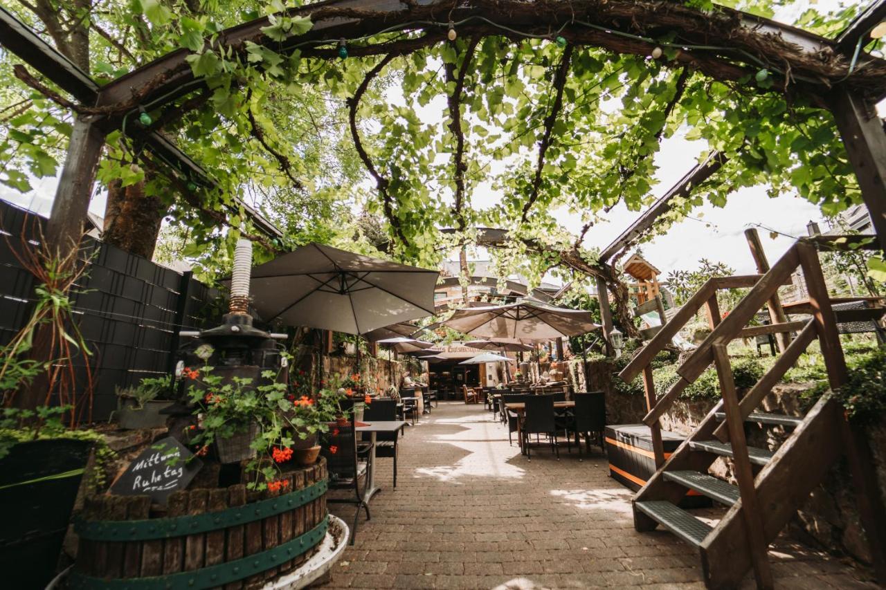 Wein- Und Gaestehaus Schwaab&Sohn Erden Esterno foto